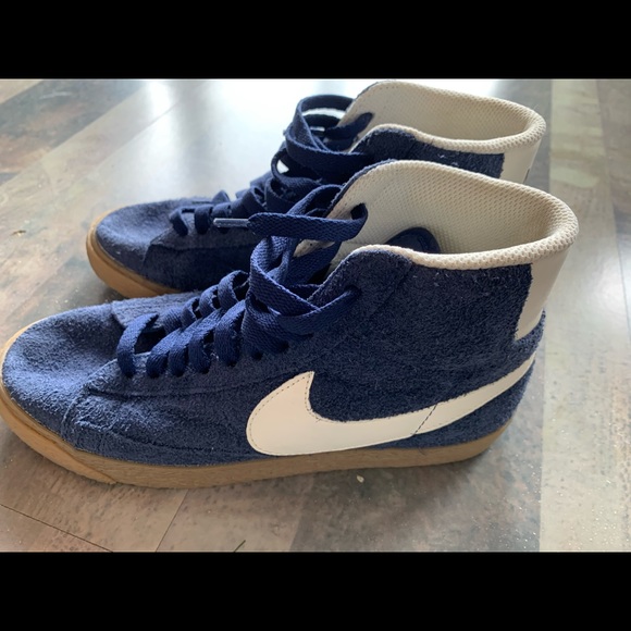Nike sneakers - Blazer Hi - Picture 2 of 4